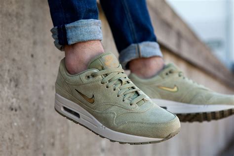 nike air max 1 premium sc olijfgroen heren|nike air max 1 sc.